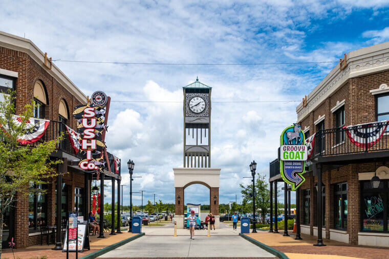 44. Alabama - Median Household Income: $62,212 / GDP per Capita: $61,846