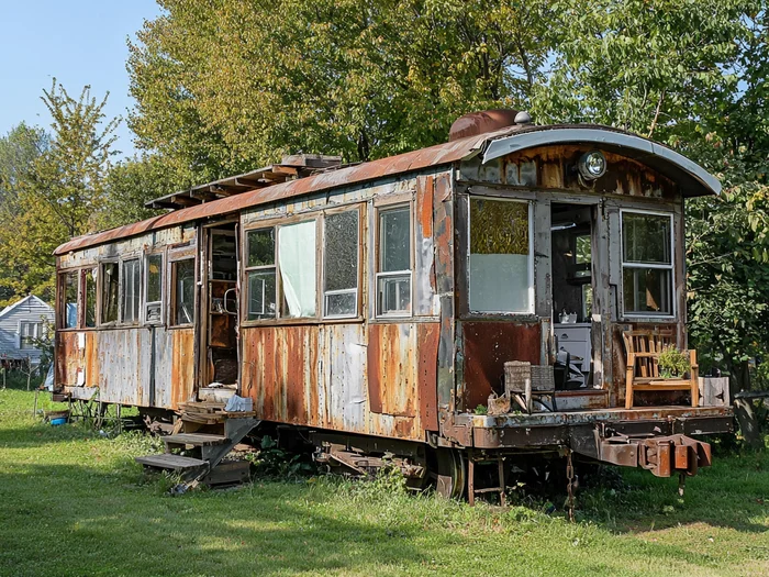 This Elderly Man Lives in an Abandoned Train Car – But Wait Until You See Inside!
